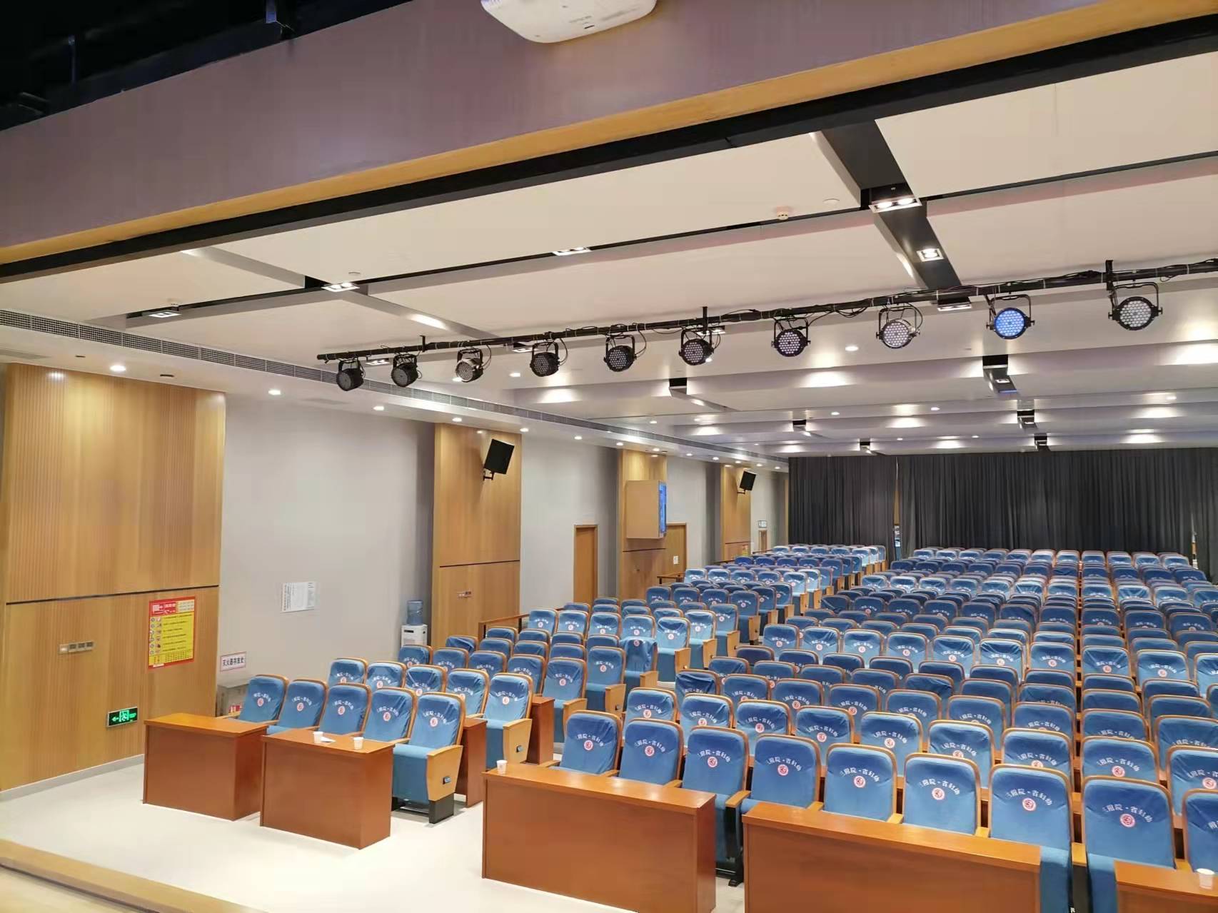 河醫(yī)大三附院報(bào)告廳